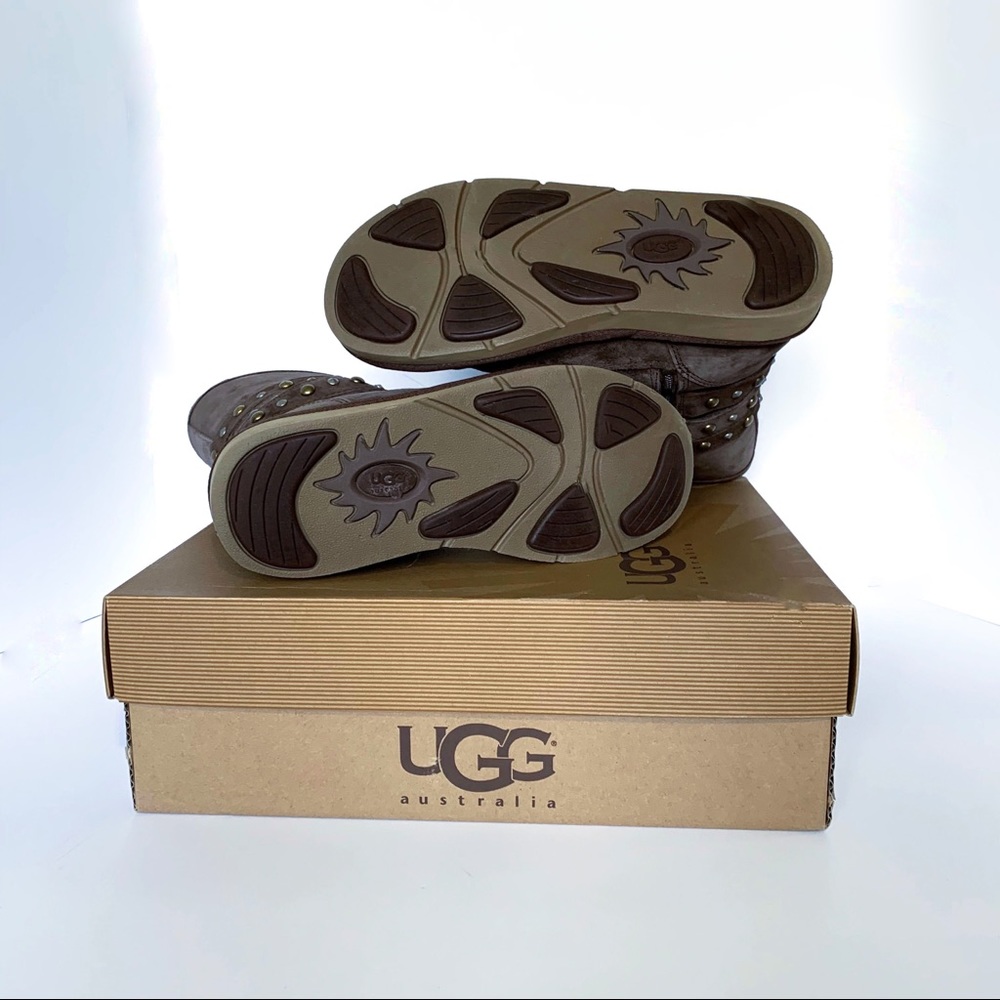 Ugg Studded Suede Clovis Boot New Never Worn Bni - image 8